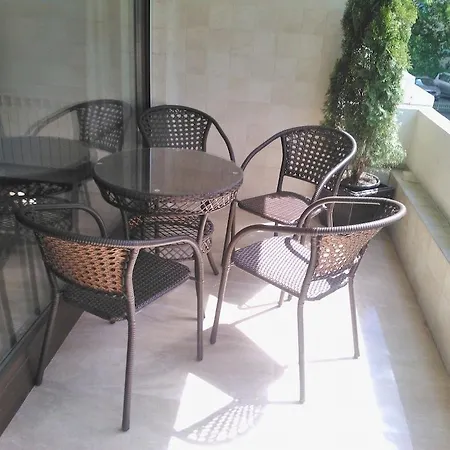 Nowiniarska Near The Old Town Varsovie