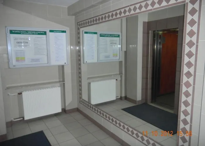 Apartament Nowiniarska Near The Old Town