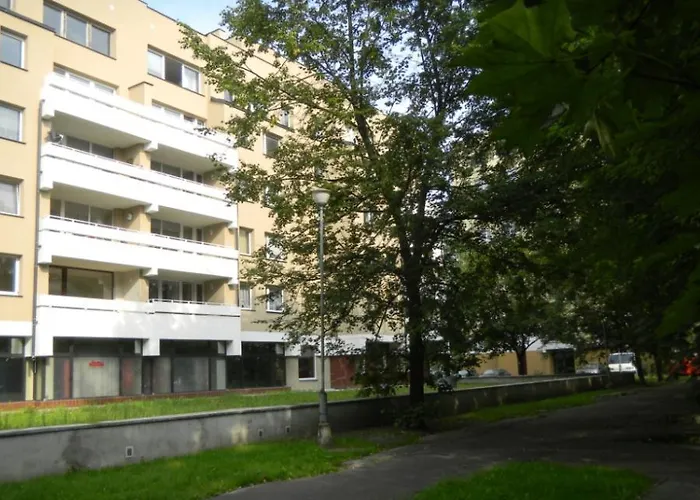 Apartament Nowiniarska Near The Old Town *