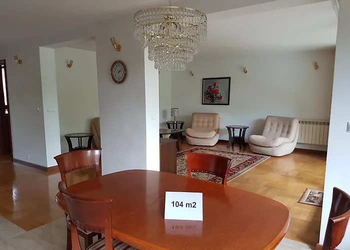 Apartament Nowiniarska Near The Old Town